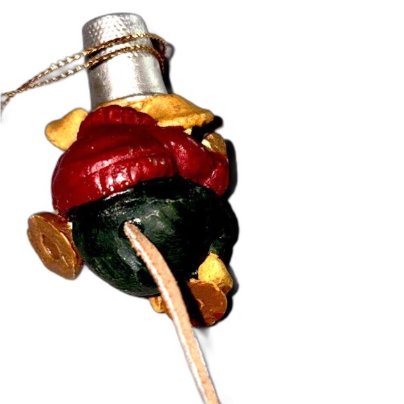 Kurt Adler Hole In The Wall Gang Christmas Ornament Sewing Mouse - Picture 5 of 5